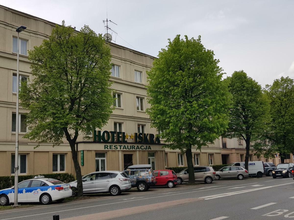 Hotel Iskra Rzeszow Exterior photo