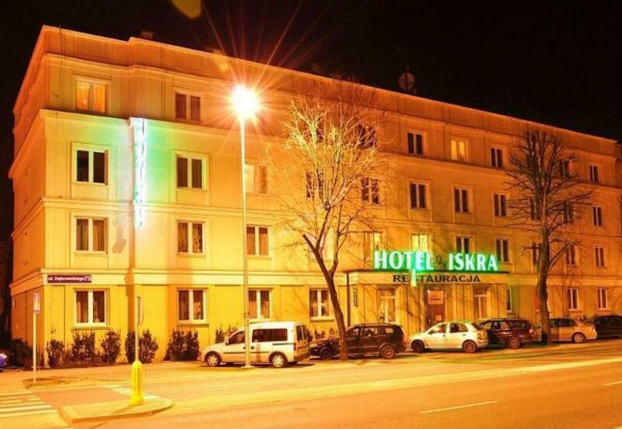 Hotel Iskra Rzeszow Exterior photo